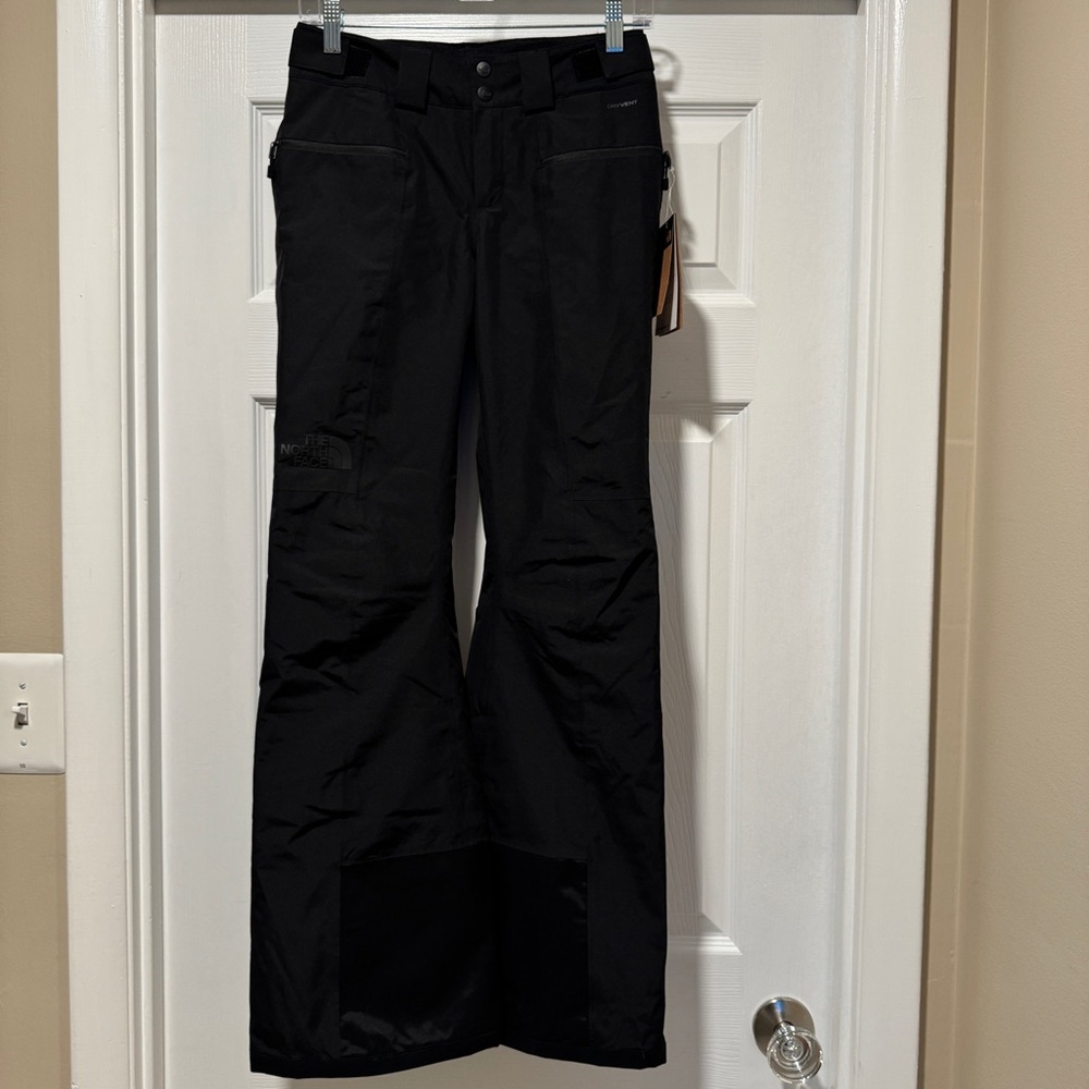 THE NORTH FACE | NWT Women's black DRYVENT ski pants / snowpants EXTRA SMALL